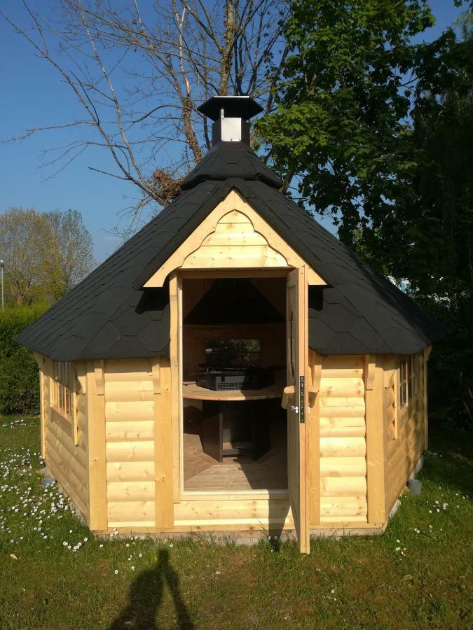 Camping Loisirs Des Groux Mousseaux-sur-Seine Kültér fotó